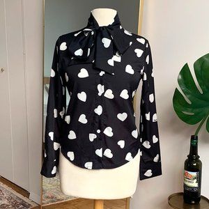 RETRO CHIC HEART PRINT BLOUSE WITH NECK BOW